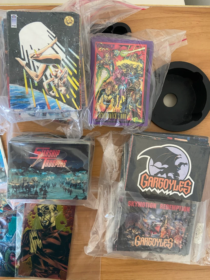 Assorted Vintage Trading Cards Collection - photo 3