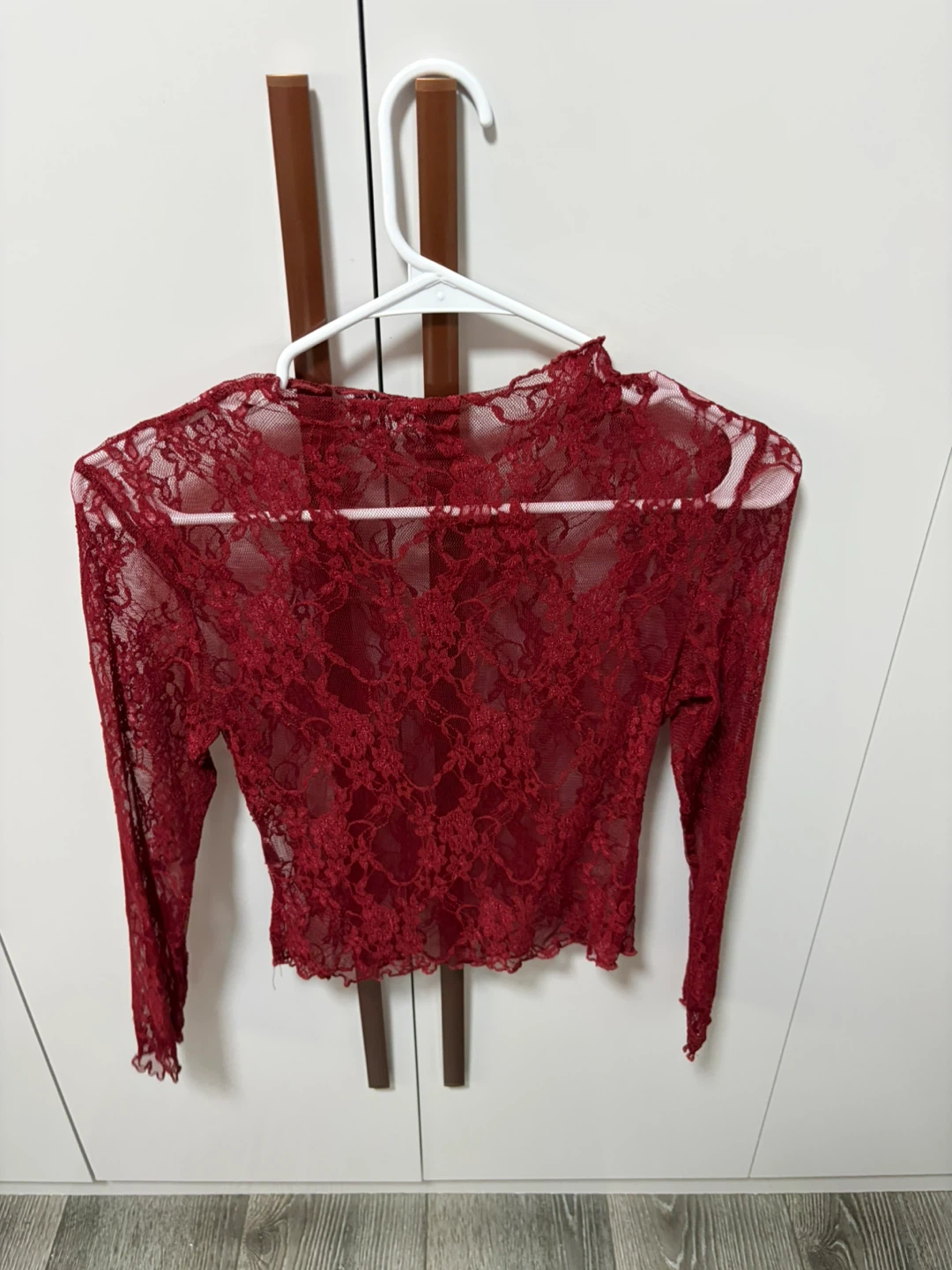 Lace long-sleeve top - photo 2