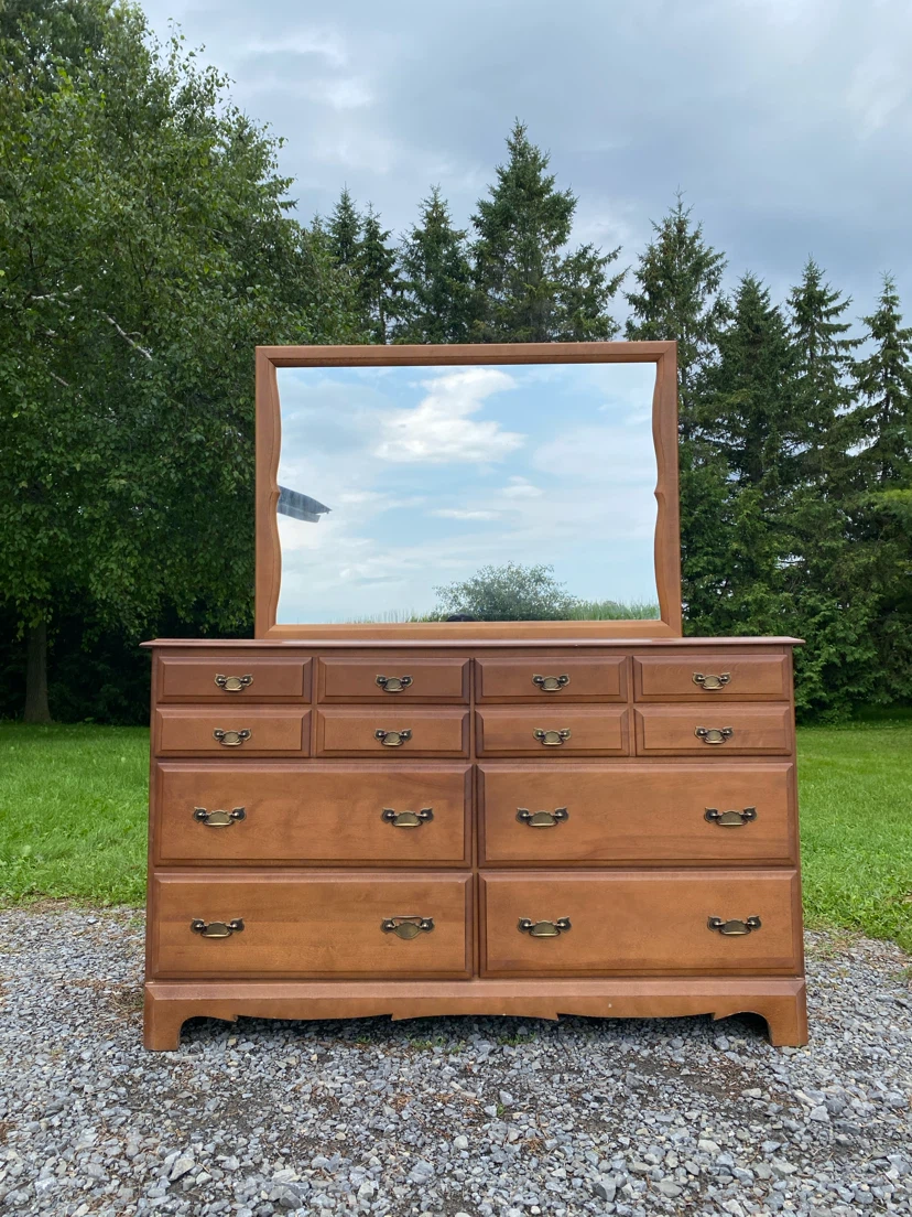 Drouin Solid Maple Dresser with Mirror (CAN DELIVER)