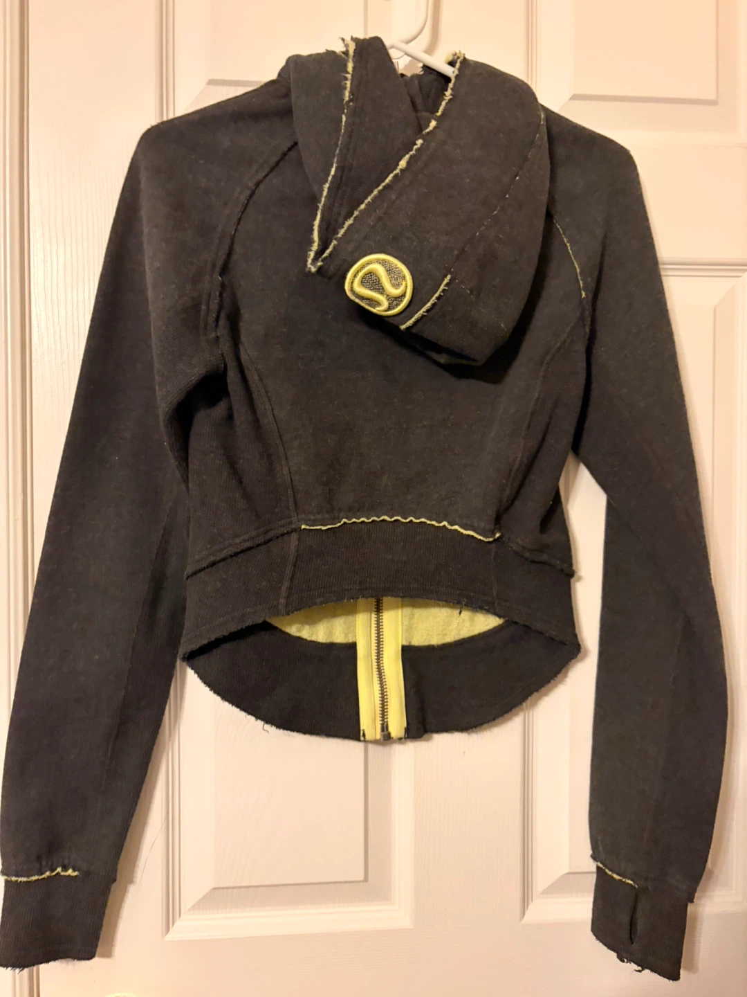 vintage Lululemon Athletica Grey Cropped Hoodie