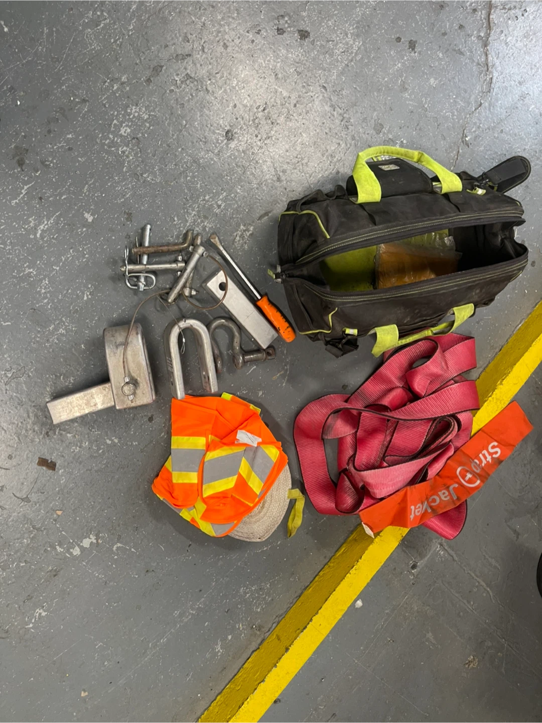 Ratchet Straps and u shape hitch accessories