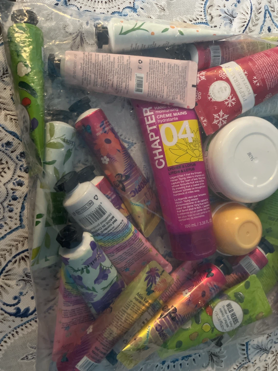 Lot of assorted hand creams and body care lotion - photo 4