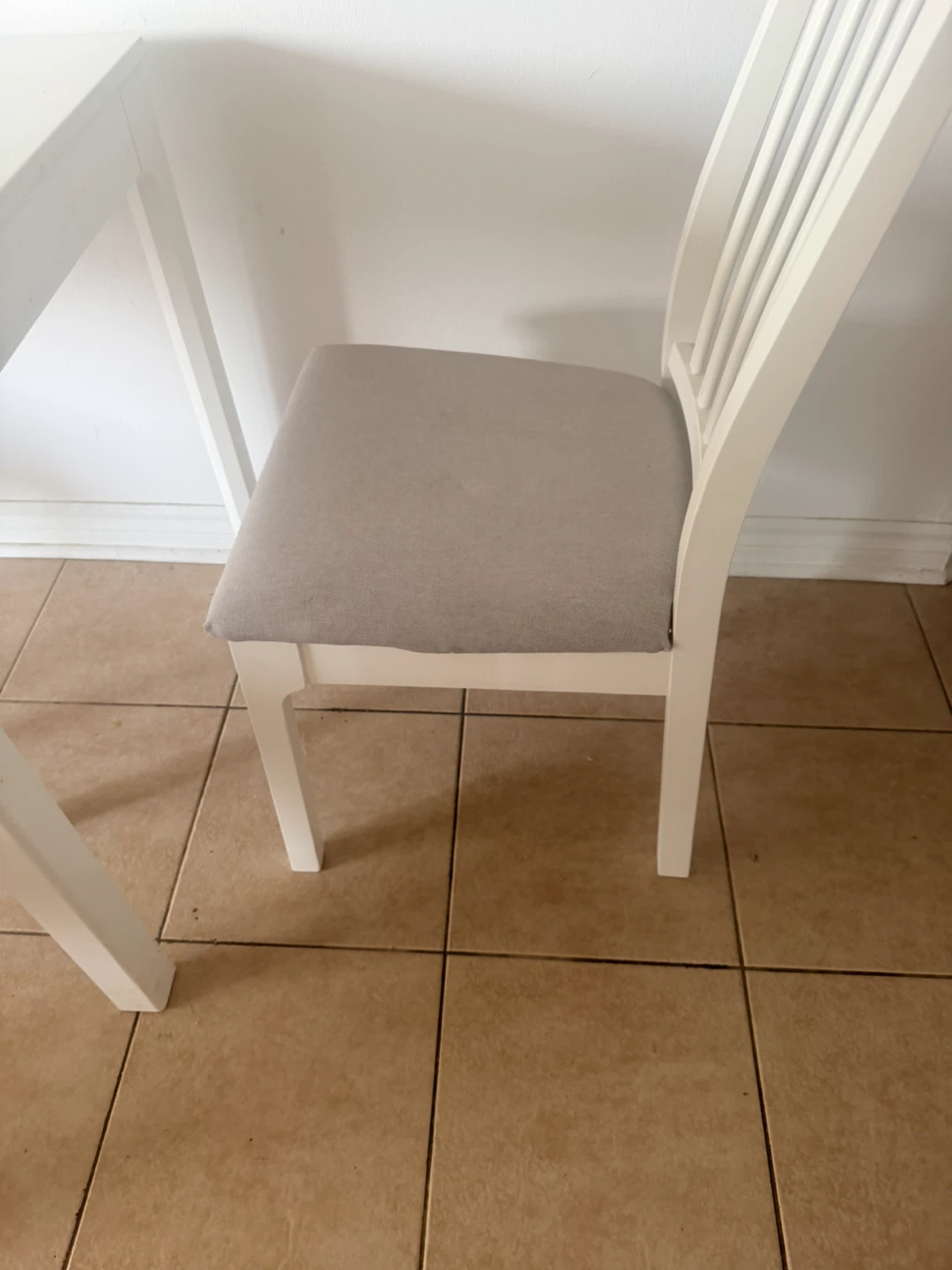 White Extendable Dining Table with 2 Chairs - photo 3