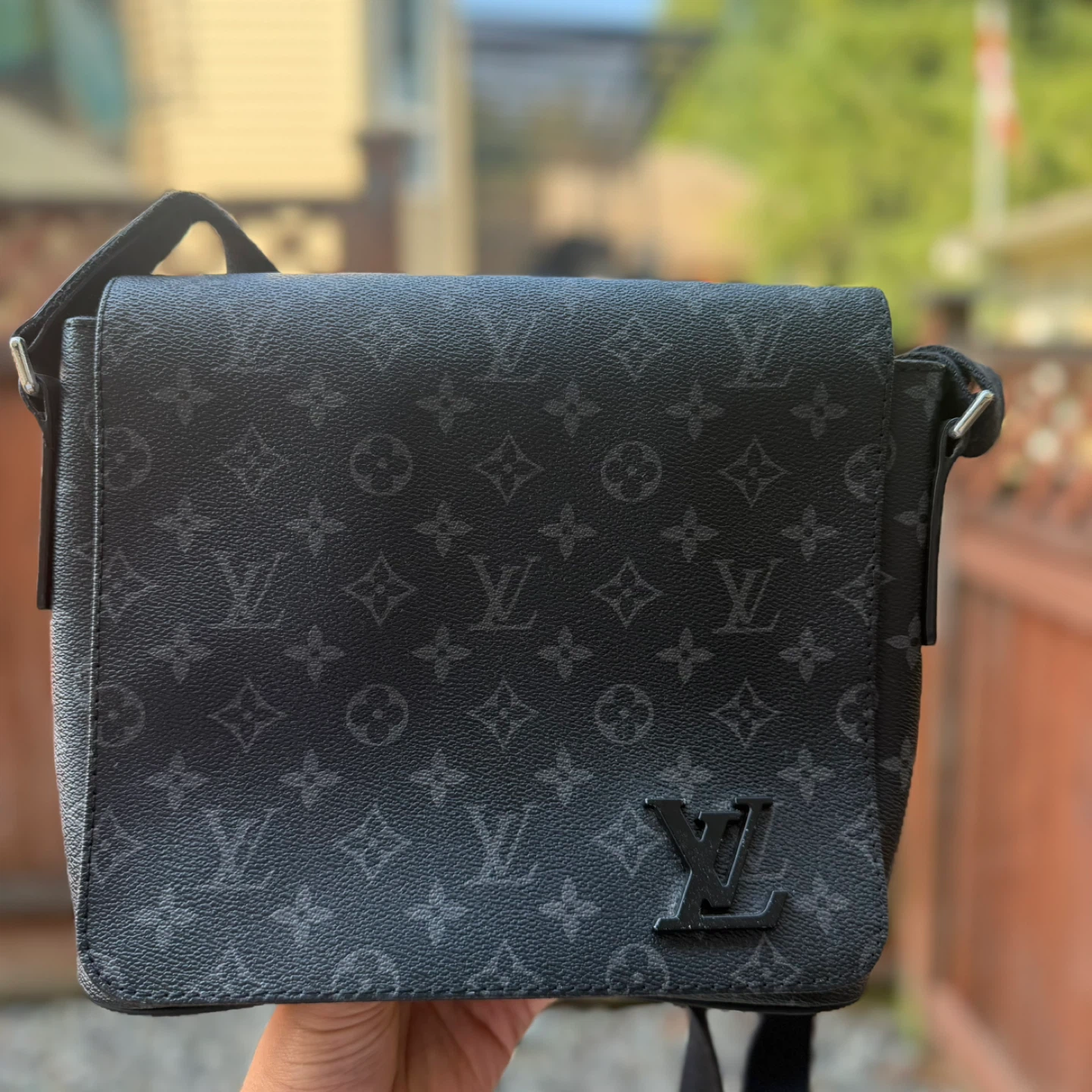 Louis Vuitton Monogram Messenger Bag - photo 2
