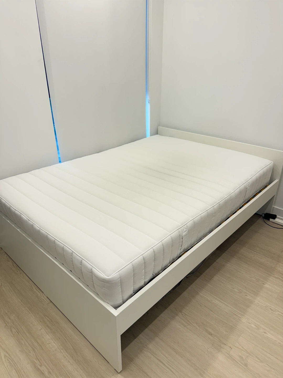 IKEA VIHALS Bed Frame - White/Luröy, Full/Double - photo 2