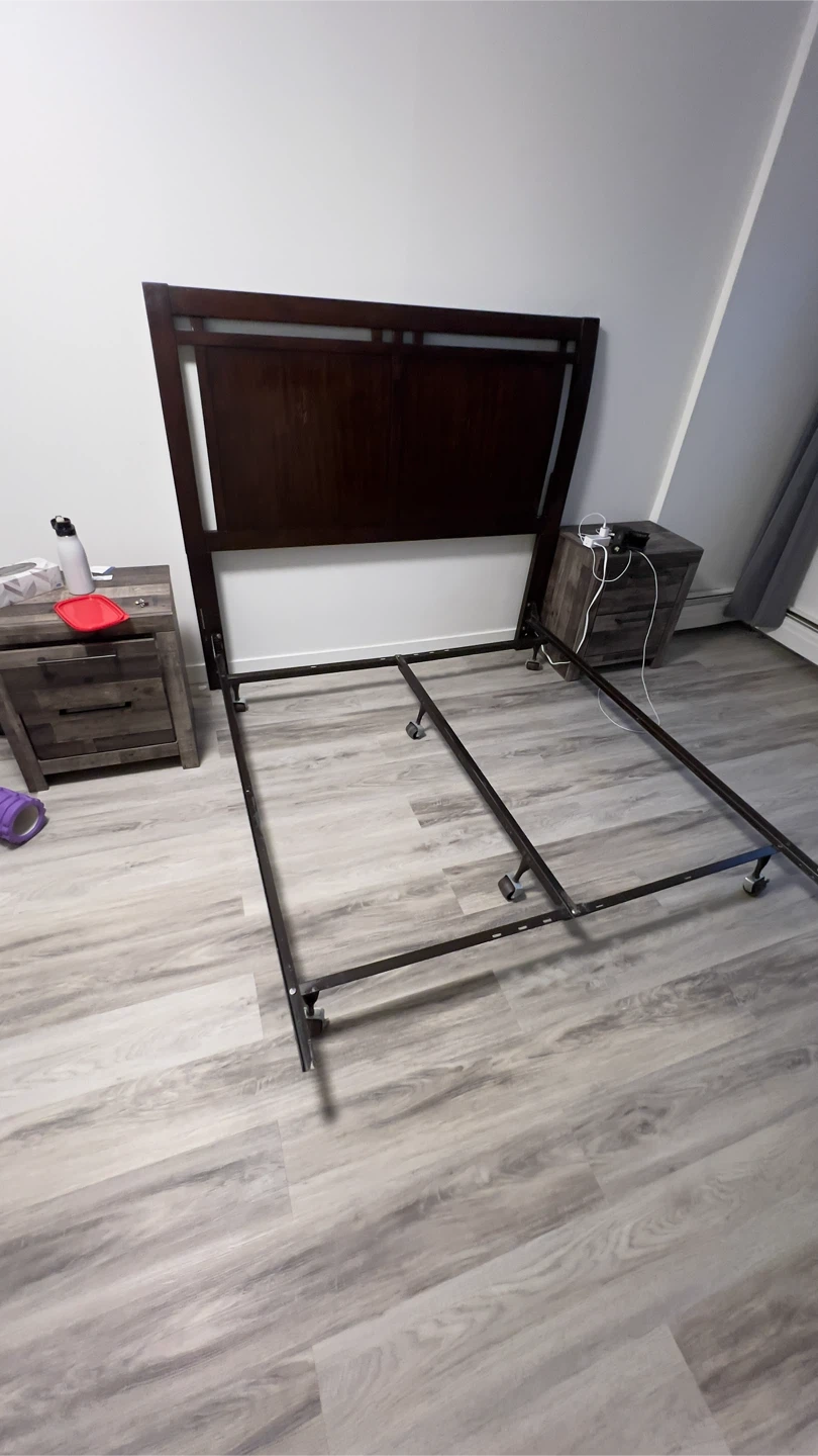 Dark Wood Headboard with Metal Bed Frame - photo 2