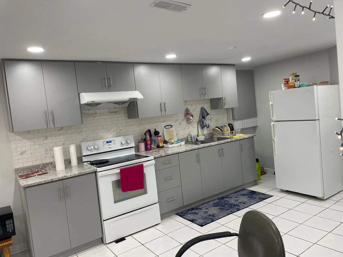 Shared room in basement - photo 2