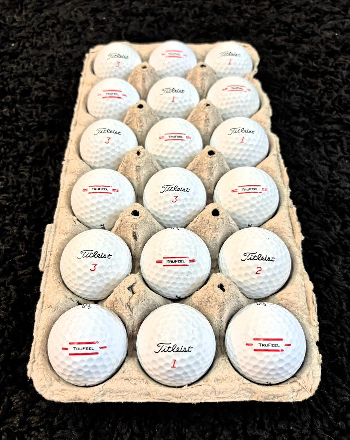 18 Titleist TruFeel Golf Balls