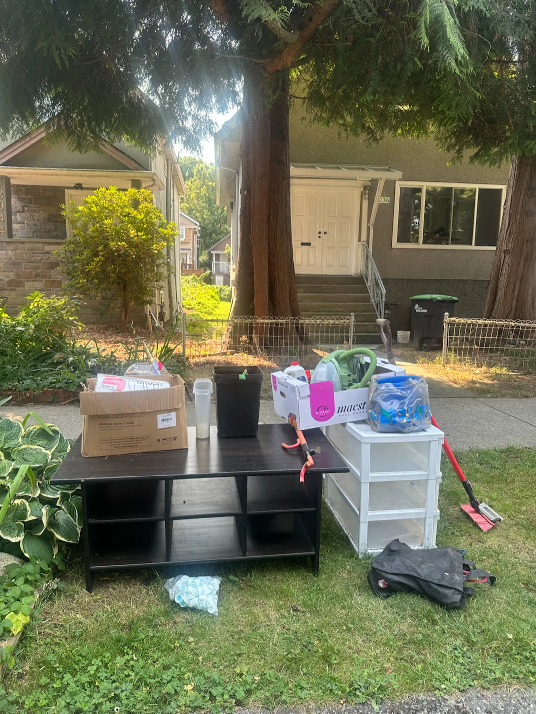 Free- must pick up today Aug 13- tables, drawers, Carpet Cleaner