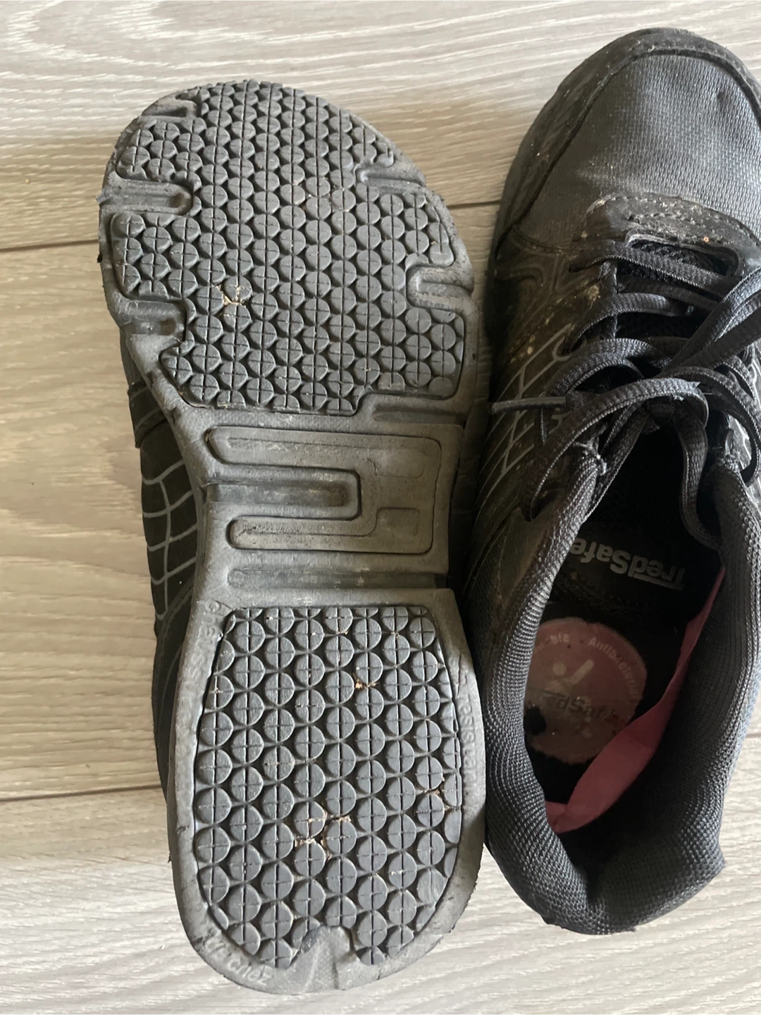 Tredsafe Slip Resistant Work Shoes Size 6