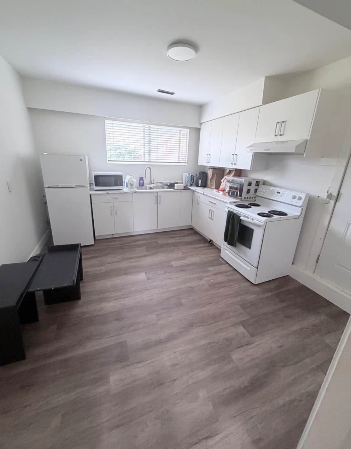 3 Bed & 1 Bath Ground Level - photo 3