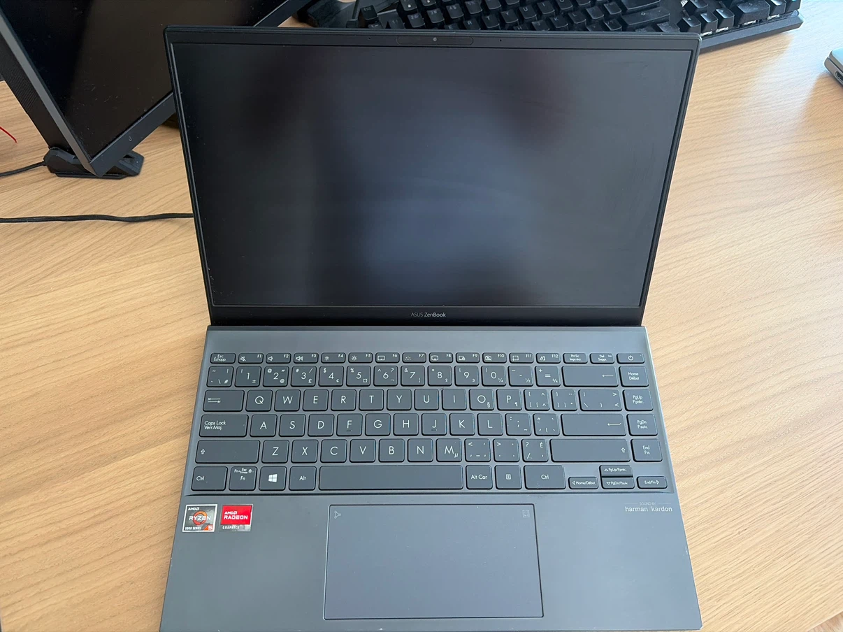 ASUS Zenbook Laptop