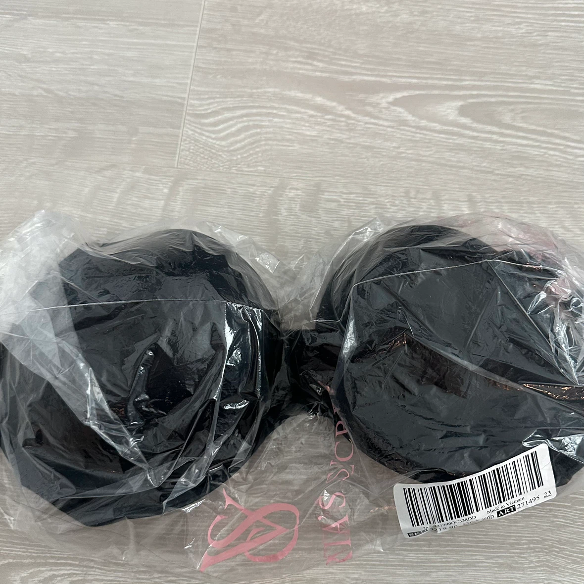 Victoria's Secret Bombshell Logo bra - photo 2