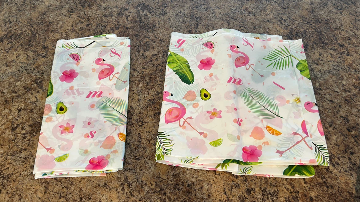 Party Supplies Bundle - Leis, Banners, Clamps - photo 3