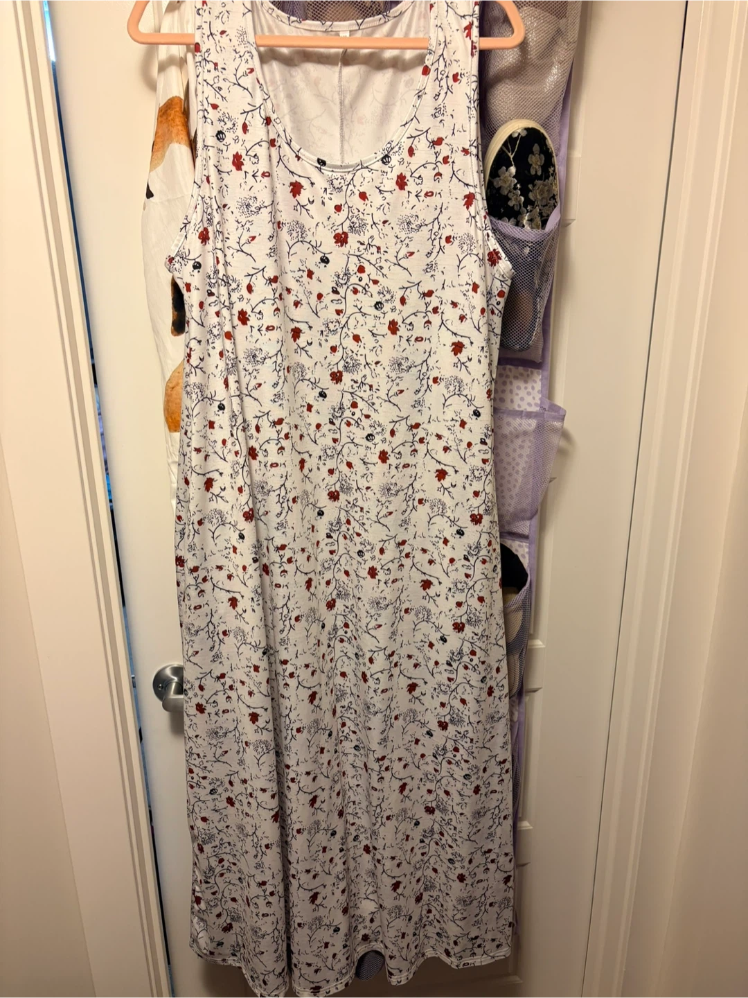 White Floral Sleeveless Maxi Dress