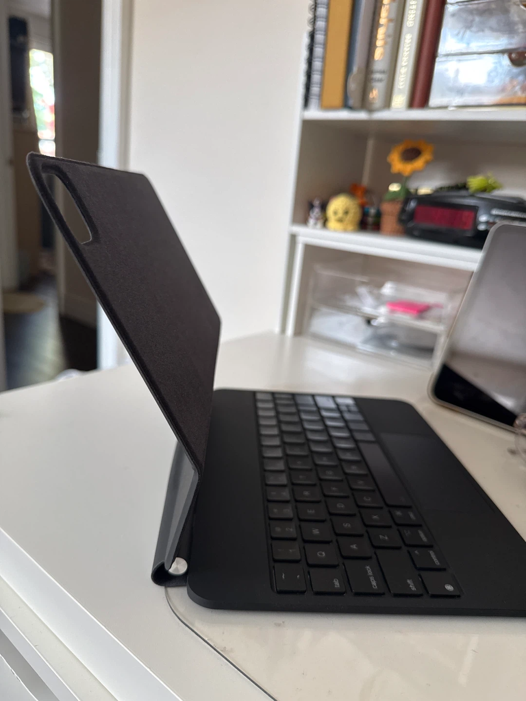 Magic Keyboard for iPad - photo 5