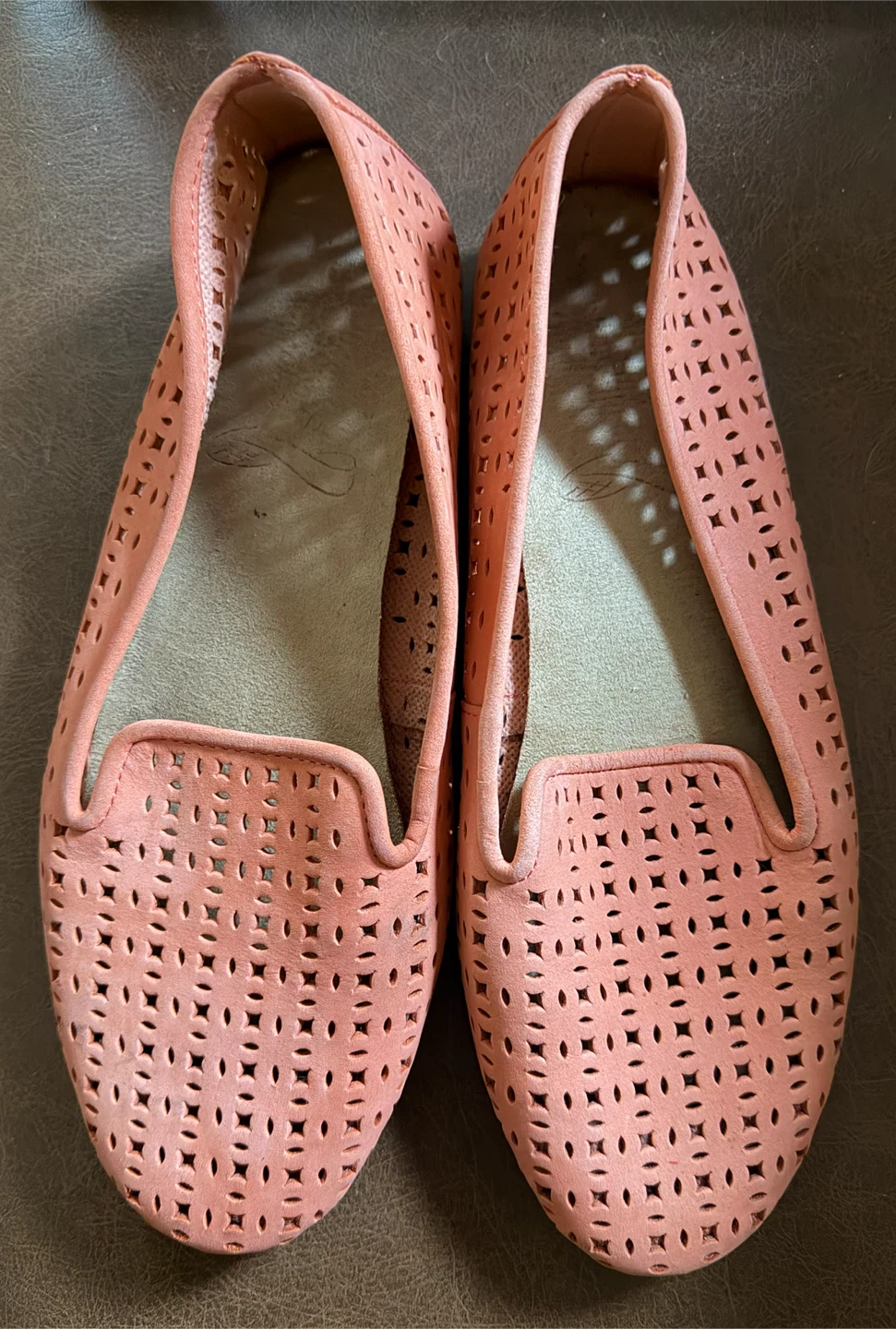 Aerosoles Perforated Flats - Coral Pink size 10