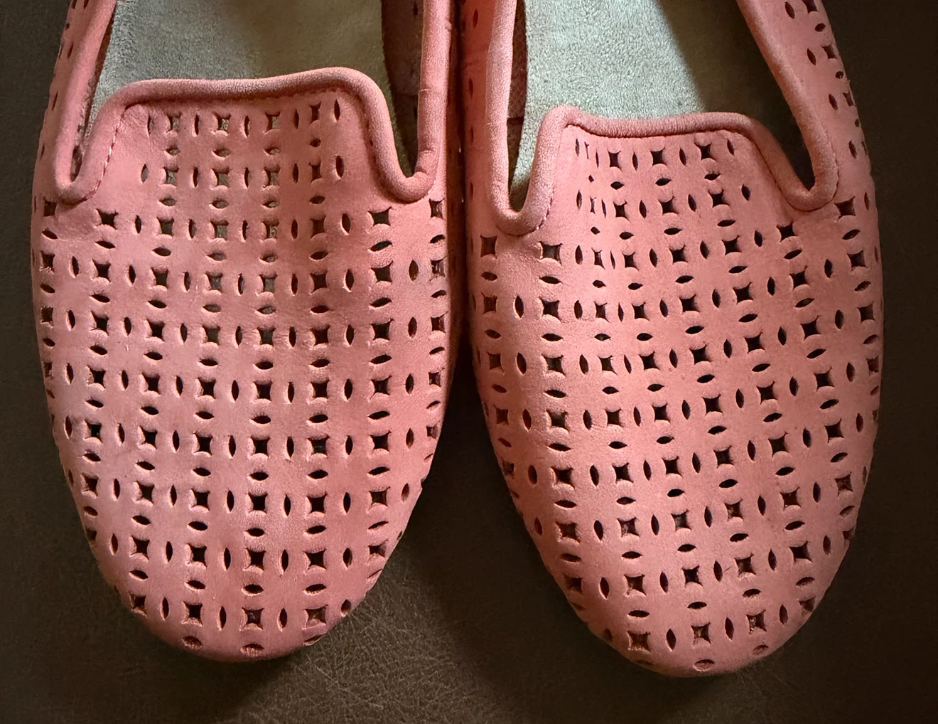 Aerosoles Perforated Flats - Coral Pink size 10 - photo 3