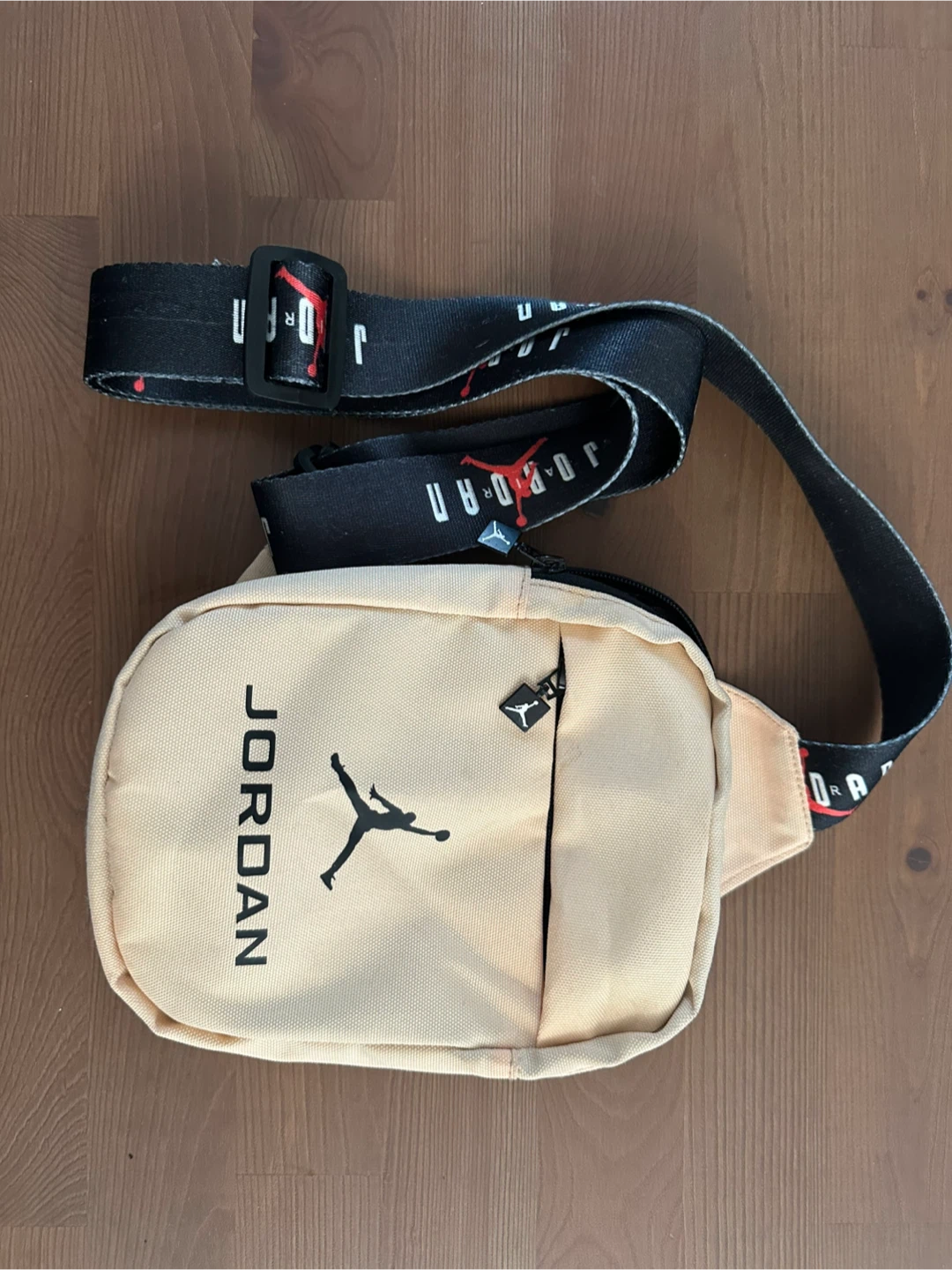 Jordan Crossbody Bag