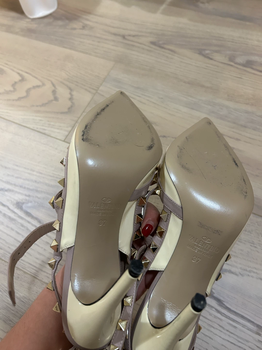 Valentino Garavani Rockstud Heels Size 37 - photo 5