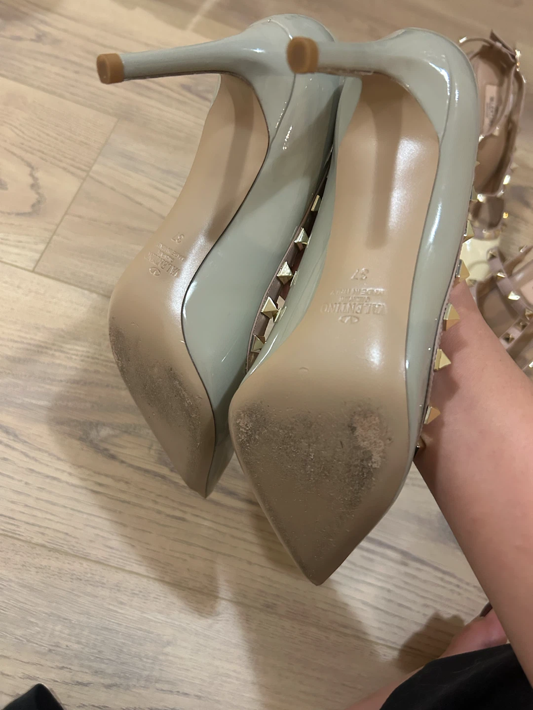 Valentino Garavani Rockstud Pumps - photo 4