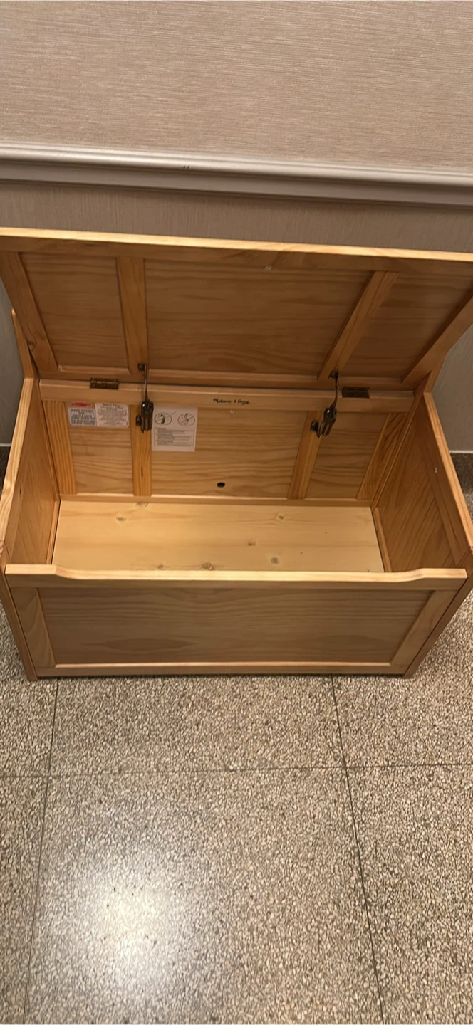 Melissa and Doug Wooden Toychest - photo 3