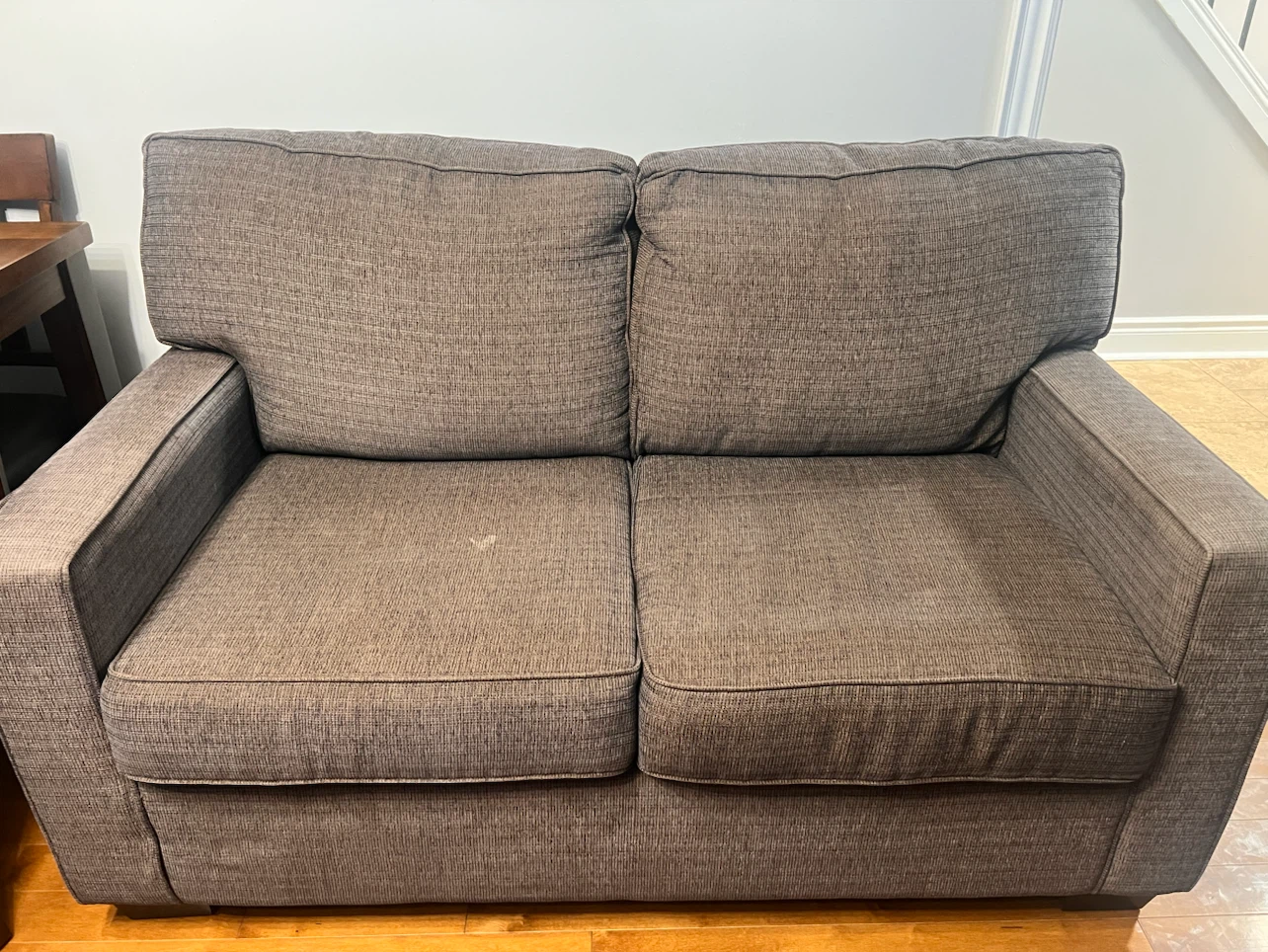 Three seater+2 seater sofa available - photo 2
