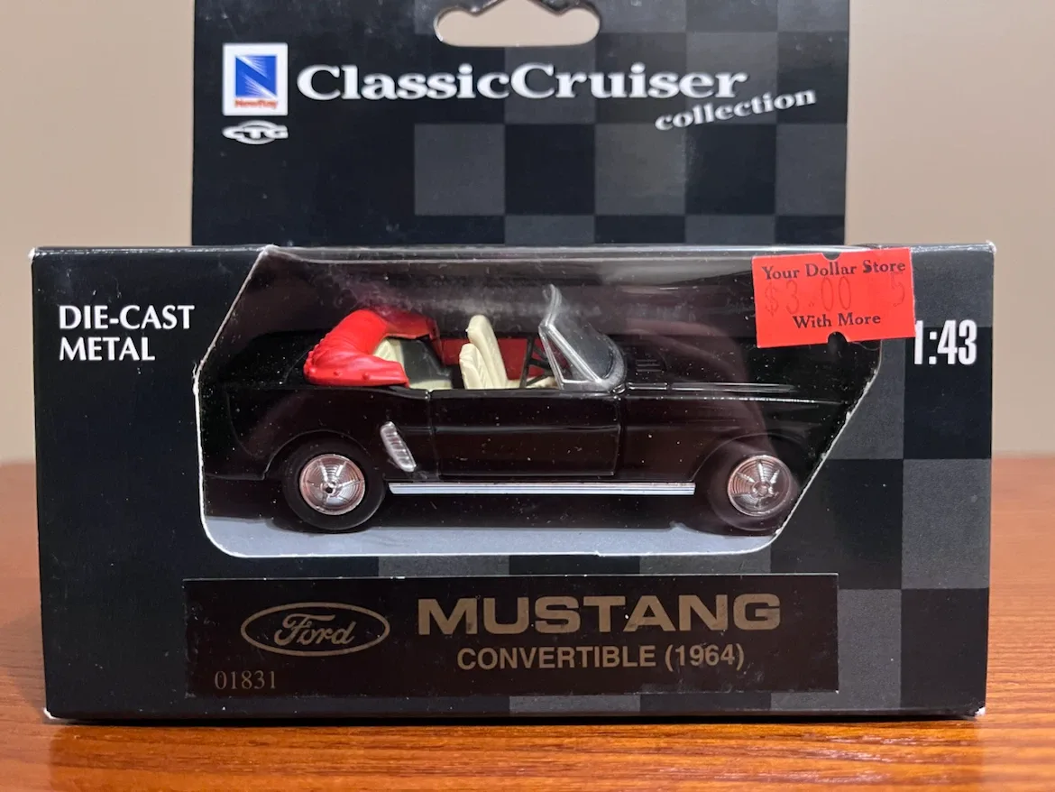 VINTAGE (1999) CLASSIC CRUISER VEHICLES (1:43 Scale diecast) - photo 5