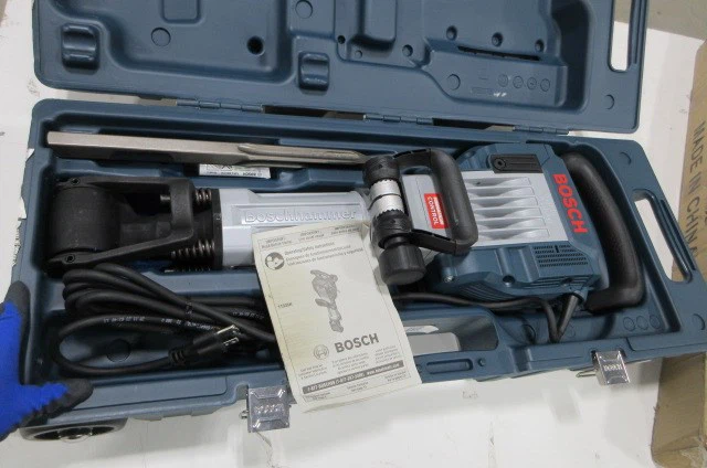 BOSCH 11335K 35LB 1-1/8" JACK HAMMER KIT - photo 4