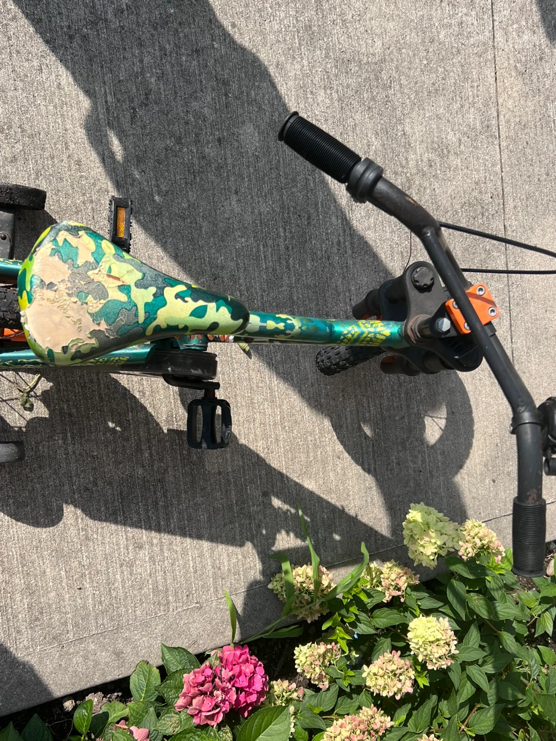 Jeep Kids Bike with Training Wheels - photo 3