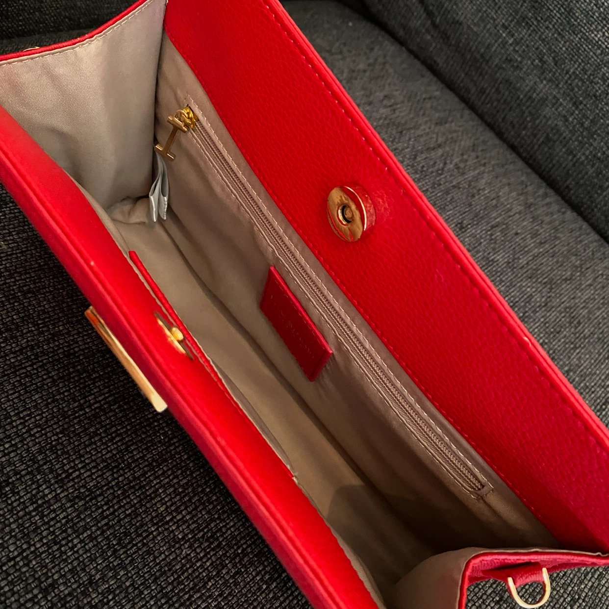 Isaac Mizrahi Red Leather Clutch Purse Bag - photo 5
