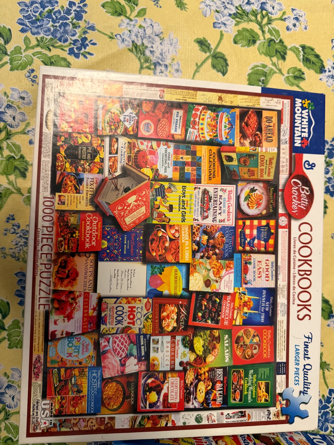White Mountain 1000 Piece Puzzle - Retro Snacks - photo 3
