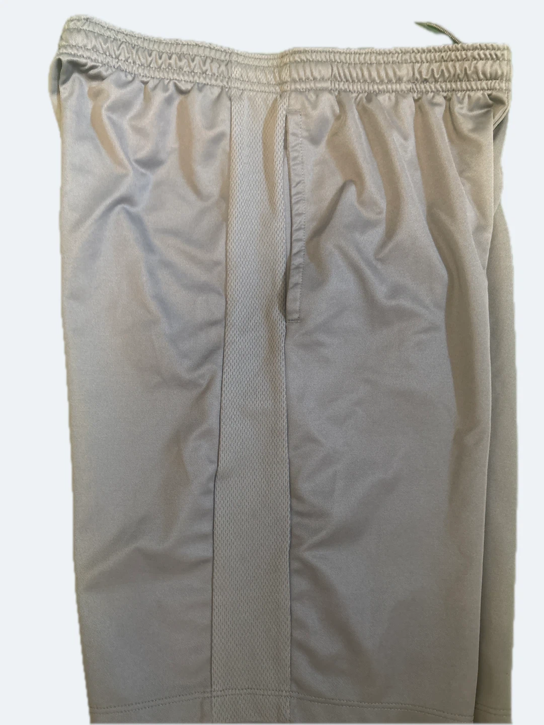 Nike Dri-Fit Shorts XL youth sizing - photo 4