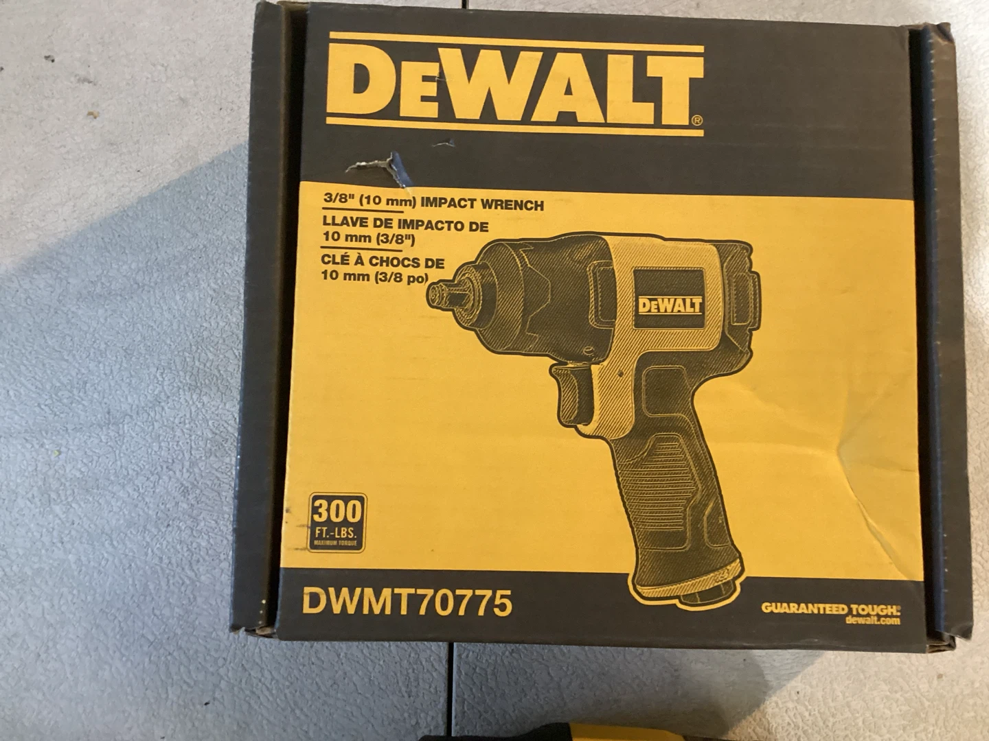 DEWALT 3/8" (10 mm) Impact Wrench DWMT70775 - photo 3