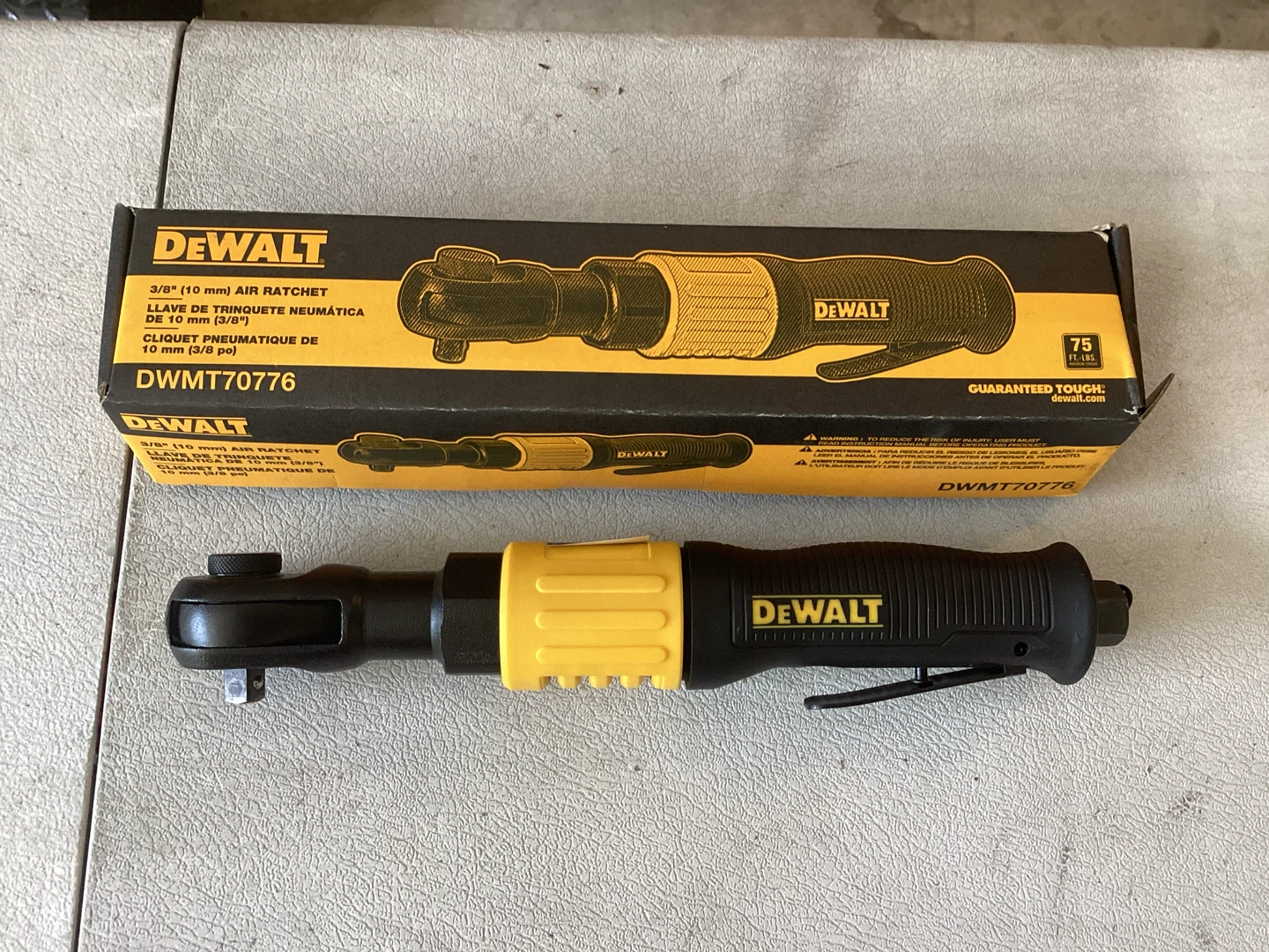 DeWalt 3/8" (10 mm) Air Ratchet DWMT70776