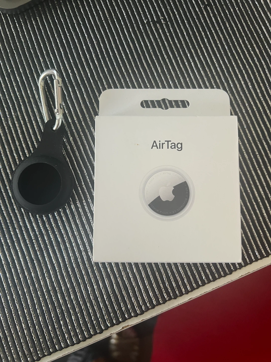Apple AirTag 1-Pack with Black Silicone Holder