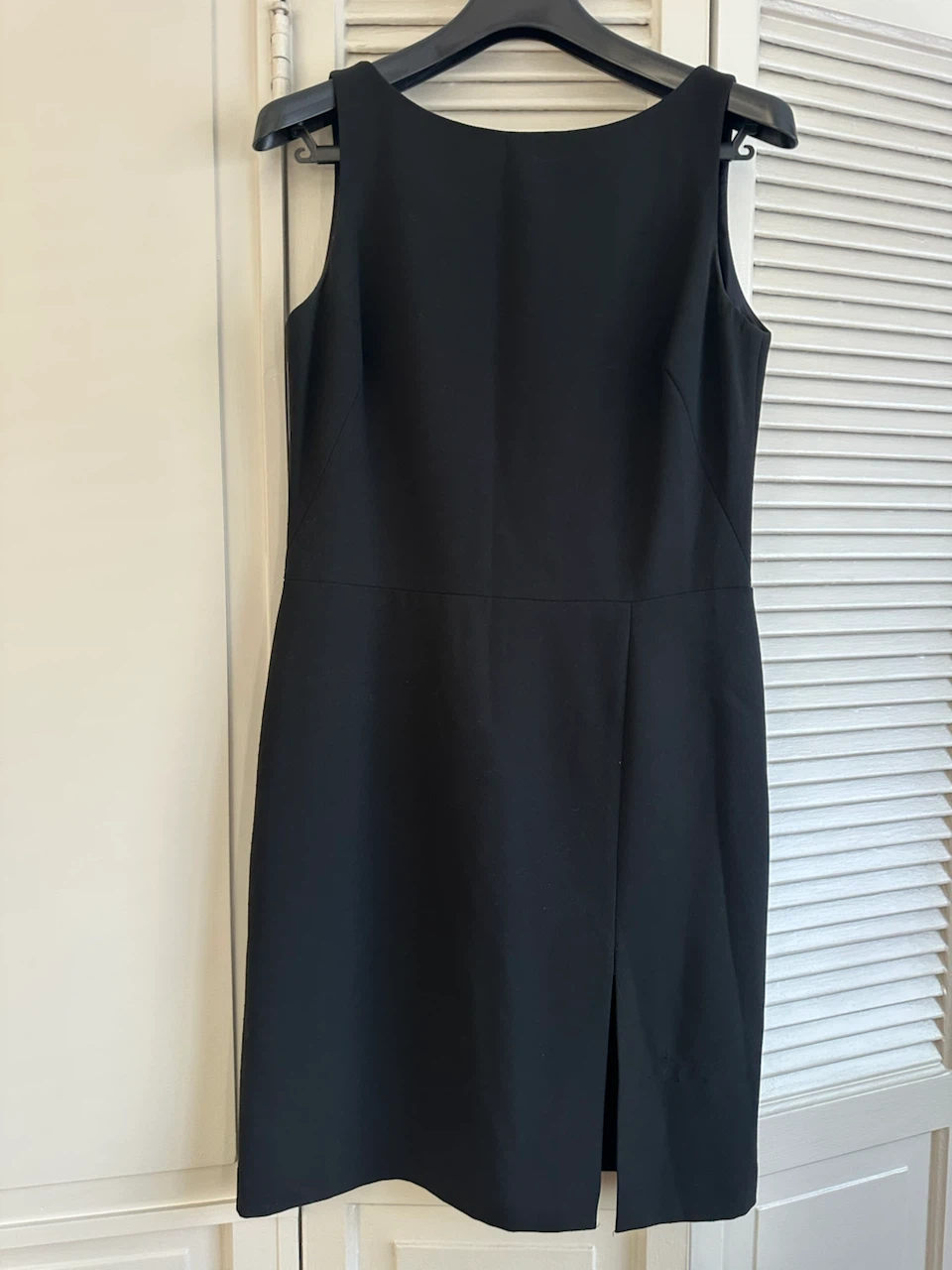 Black Sleeveless Dress very Audrey Auburn