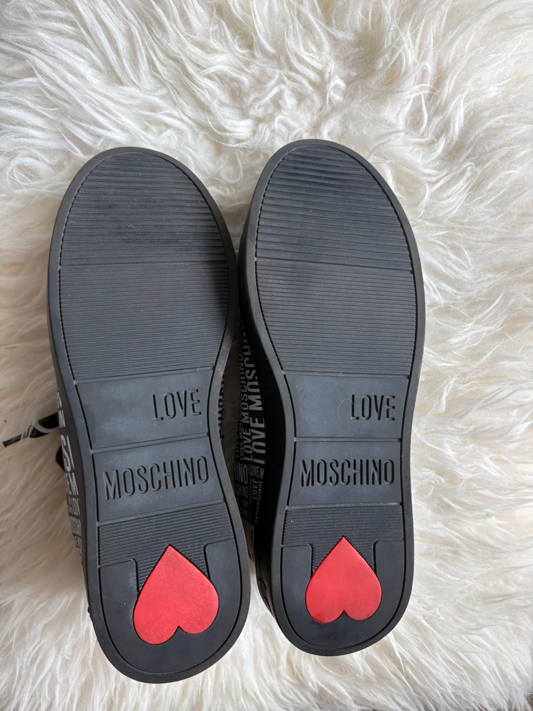 Love Moschino Black Sneakers with Red Hearts - photo 5