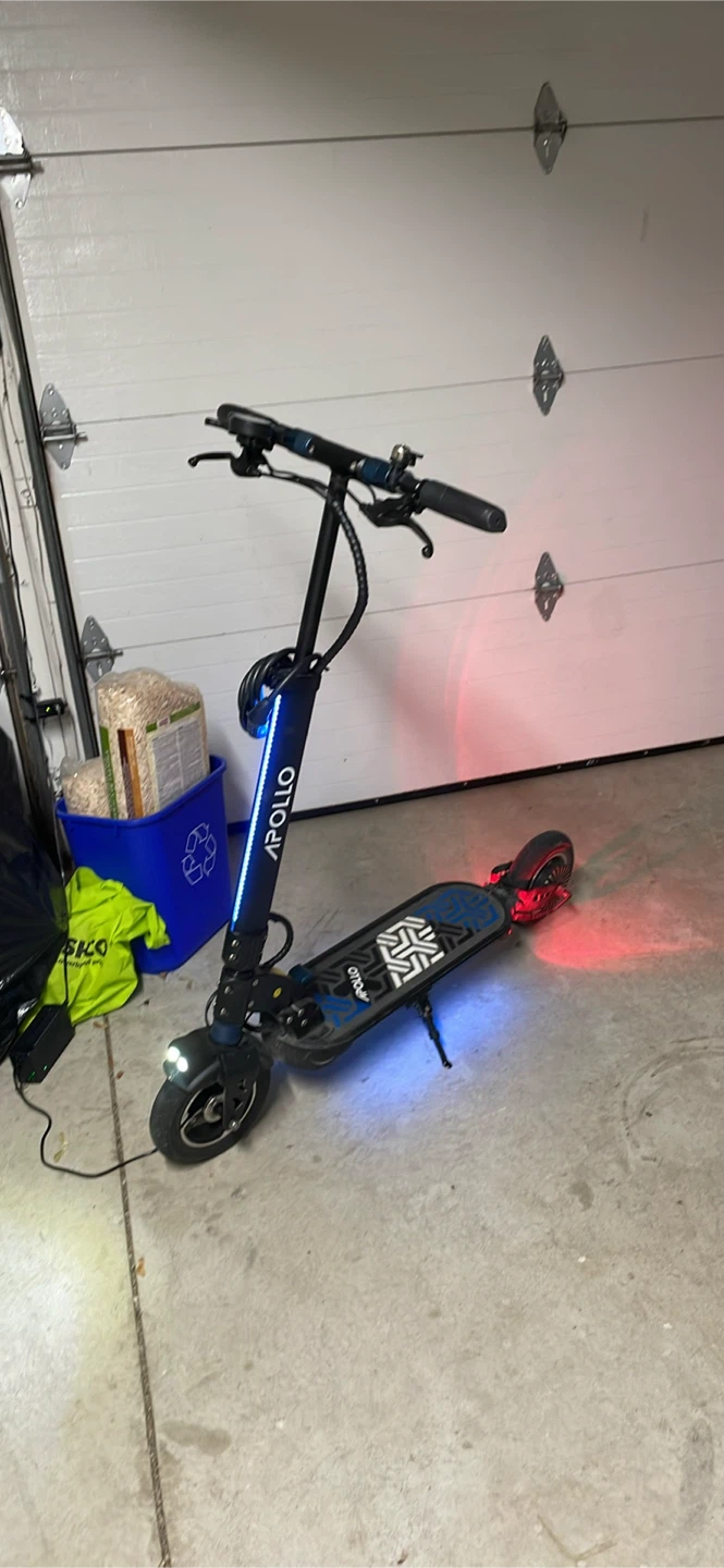 Apollo Electric Scooter - photo 2