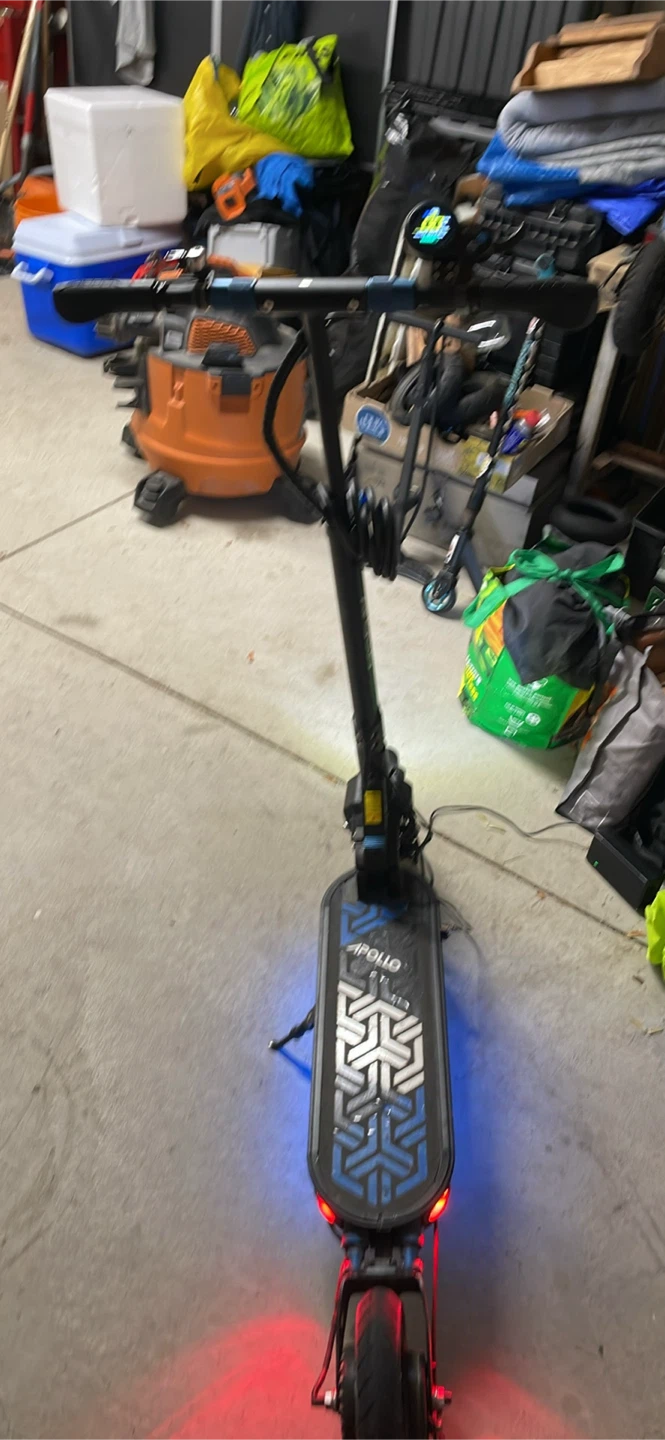 Apollo Electric Scooter - photo 3