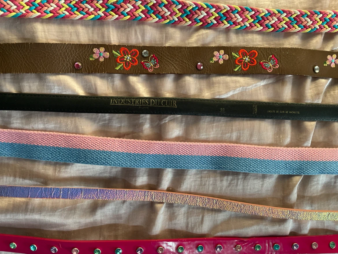 Assorted Women's Belts - photo 2