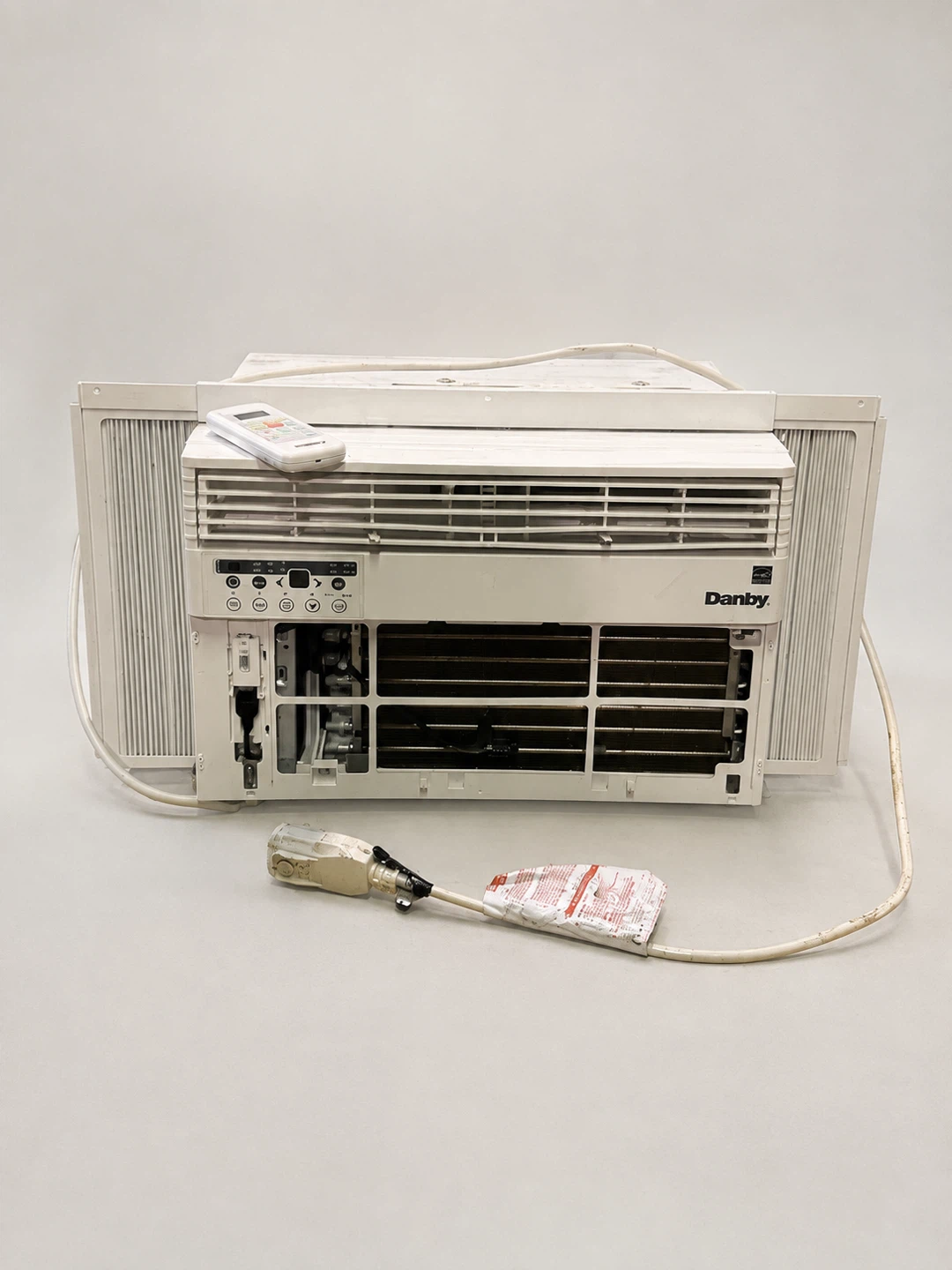Danby 6,000 BTU Window Air Conditioner with Remote