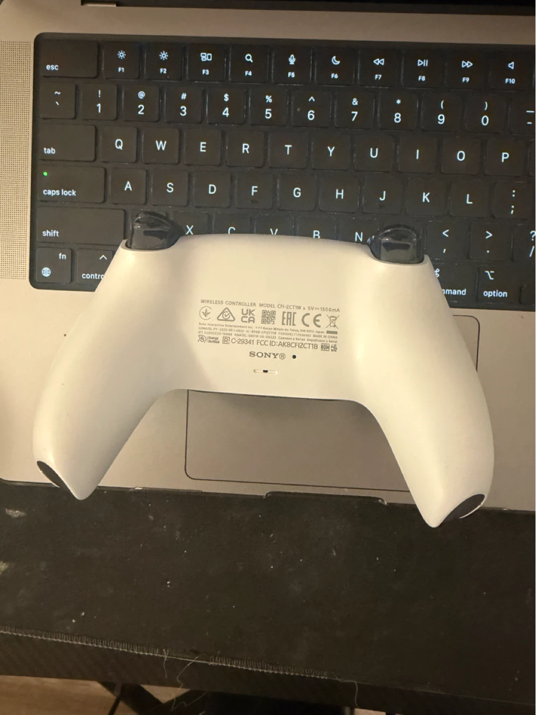 Sony PlayStation 5 DualSense Wireless Controller - photo 2