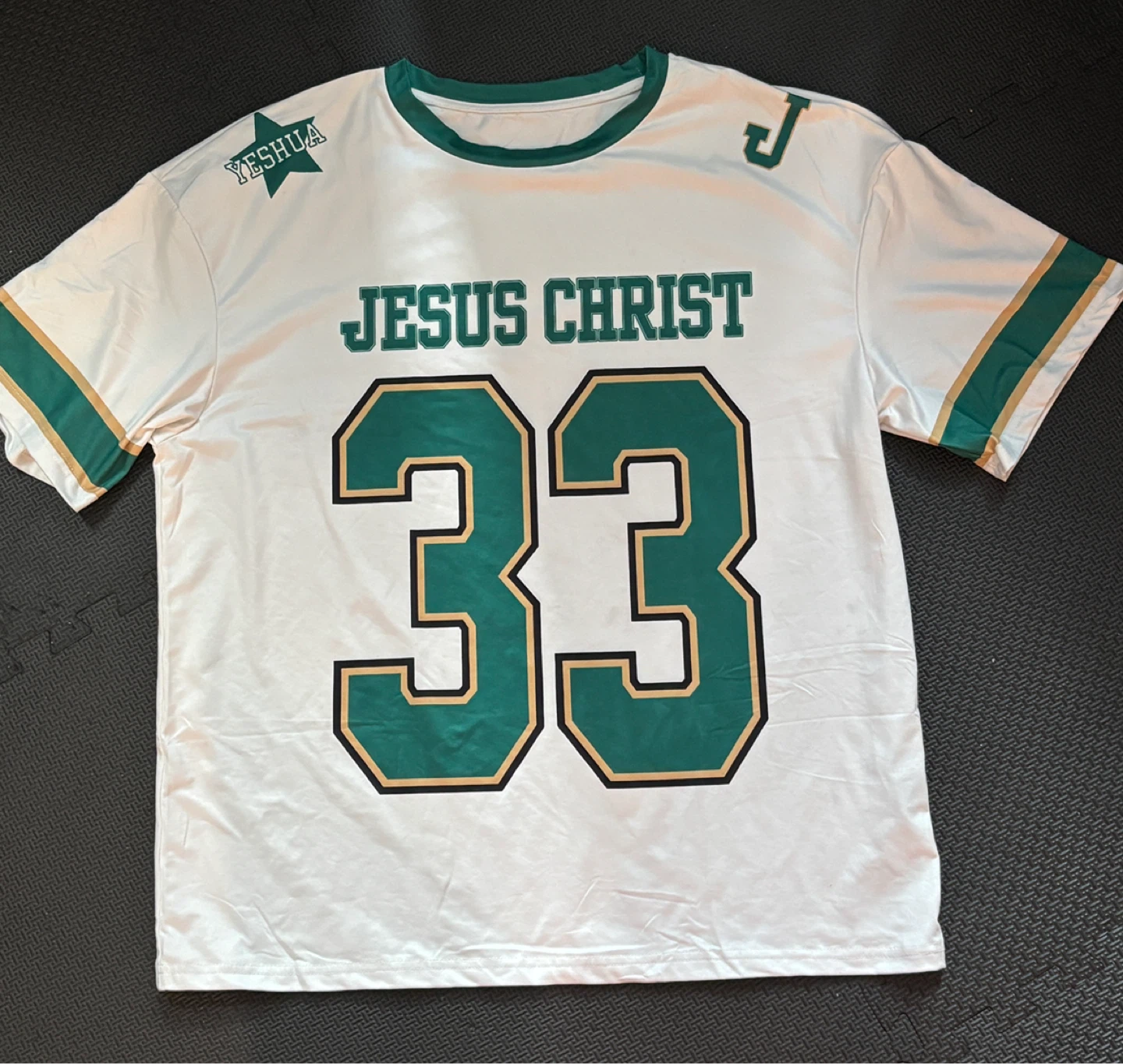 Jesus Christ #33 T-Shirt - Size XL