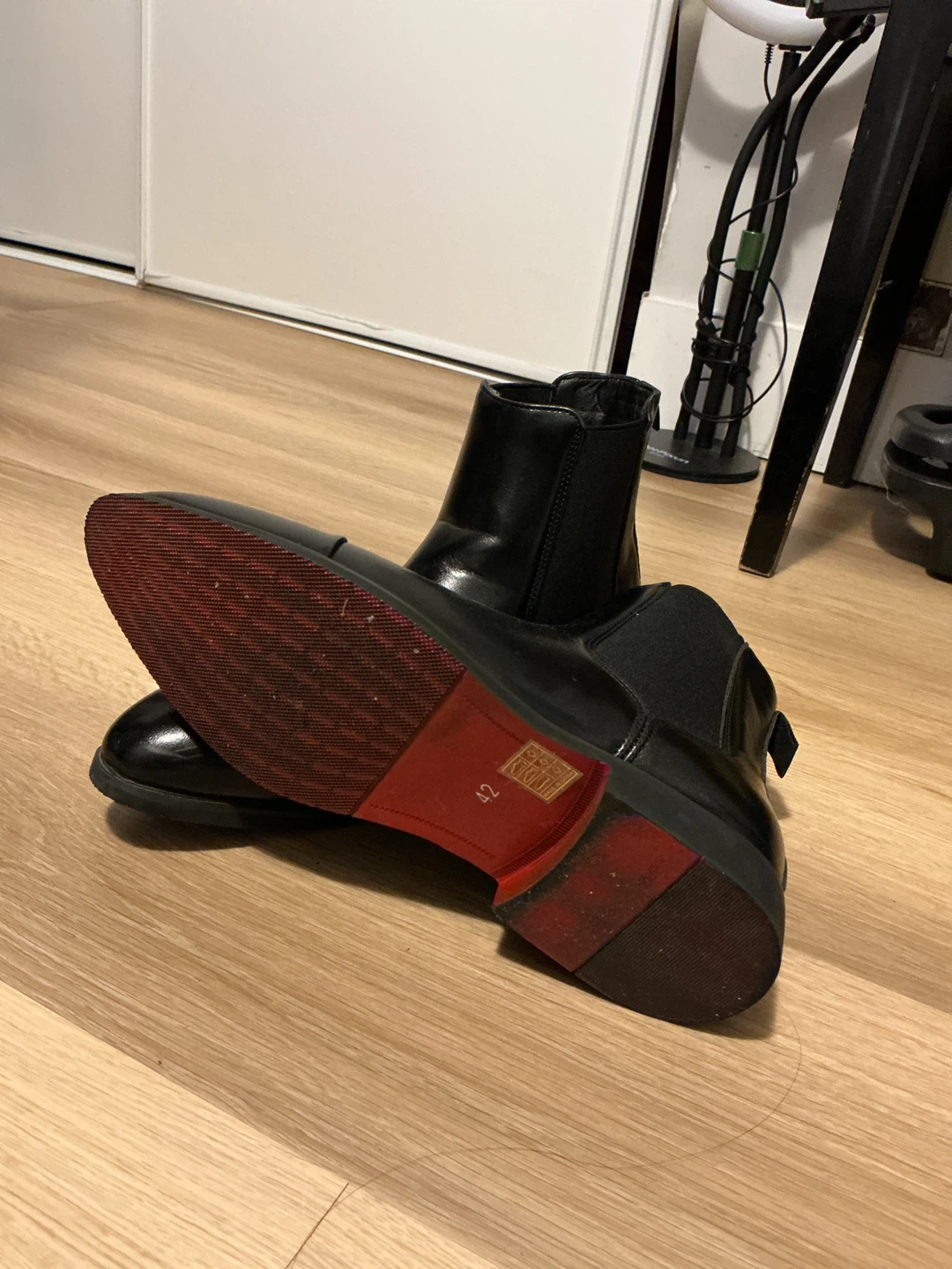 Black Chelsea Boots - photo 2