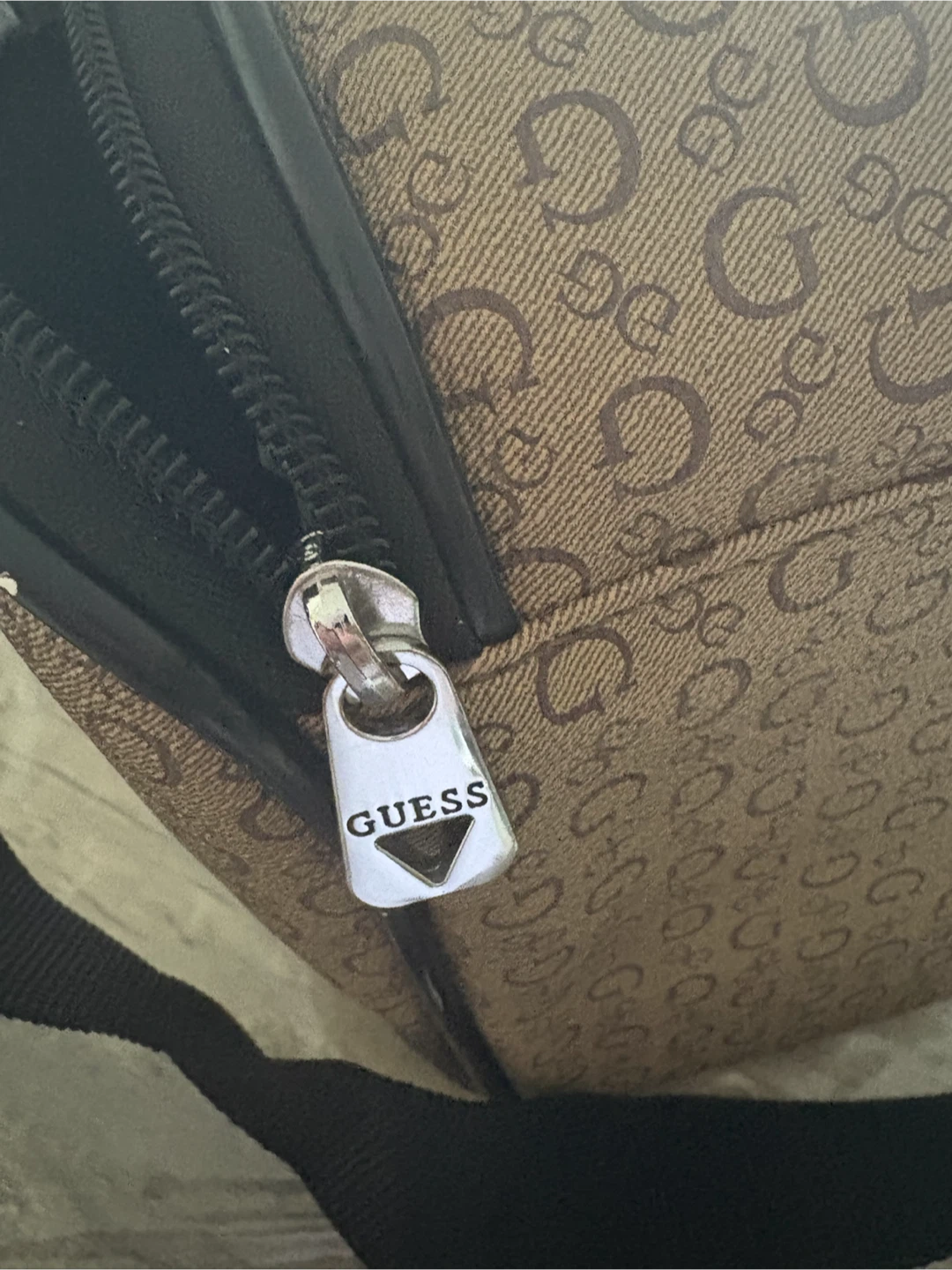 Guess Cosmetic / Lunch Bag Bag - photo 5