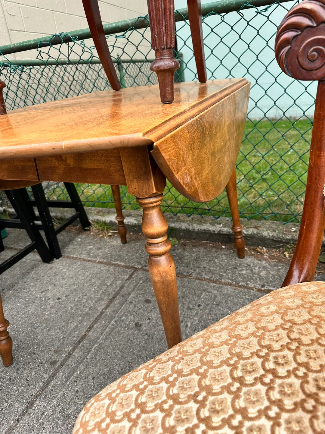 Antique Drop Leaf Dining Table with 3 Chairs - photo 4