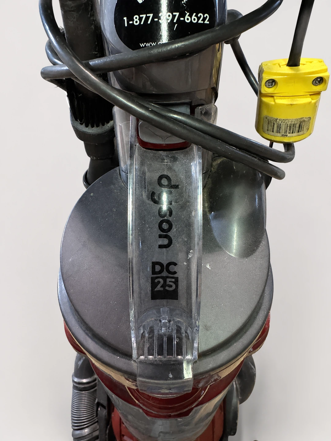 Dyson DC25 Ball Upright Vacuum Cleaner - photo 2
