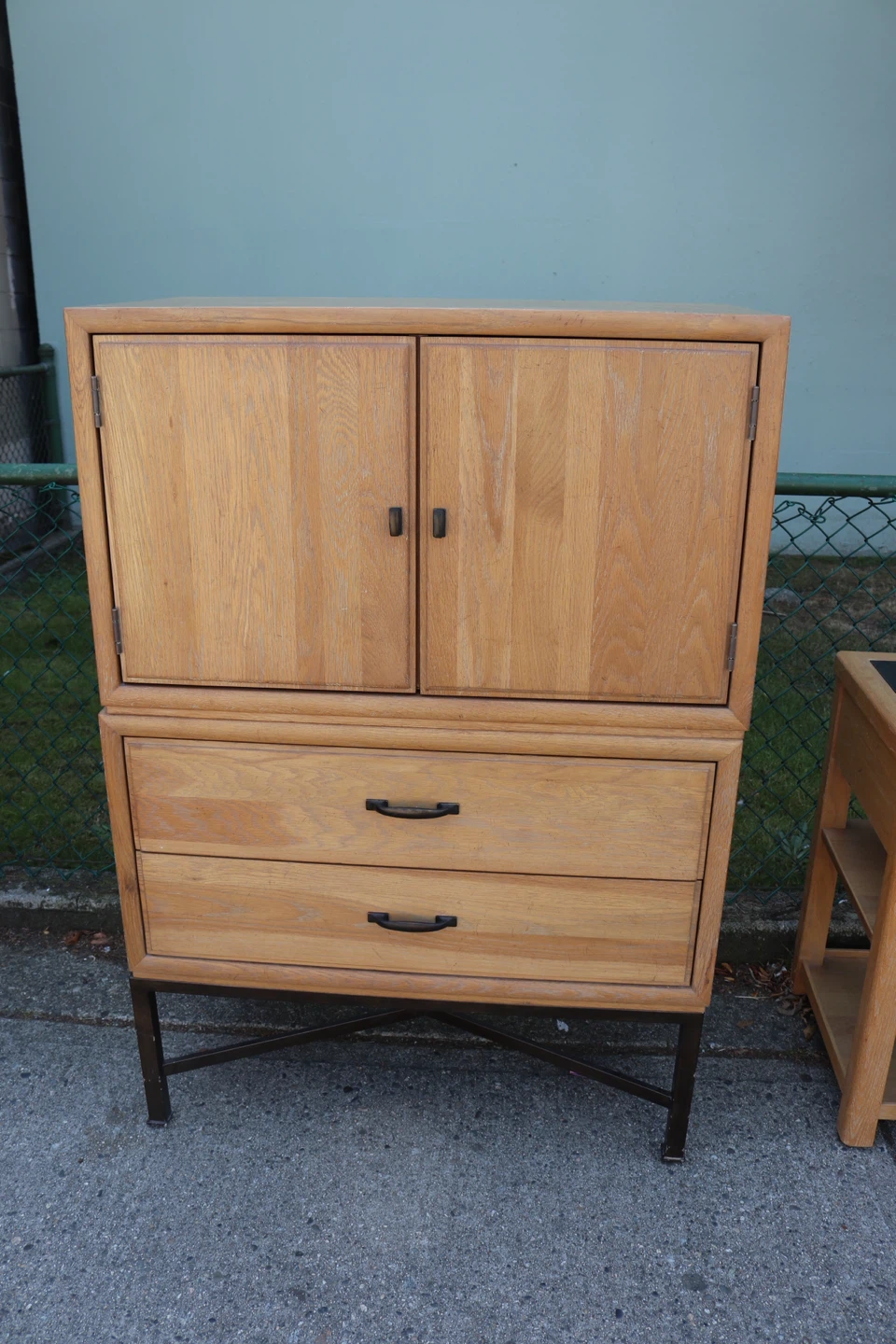Pennsylvania House Oak Dresser with Cabinet - photo 2
