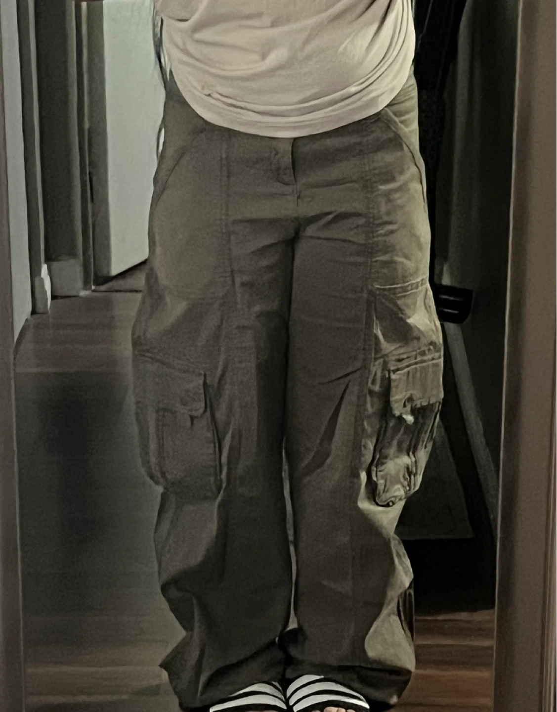 Garage Army Green Chicago Low Rise Cargo Pants - photo 4